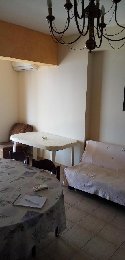 Γεώργιος Παπαϊωάννου Ενοικιαζόμενα Δωμάτια Khrónia Exterior foto
